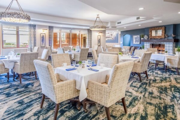 Dining Room Photography for Senior Living Crown Cove by Keynote Creative