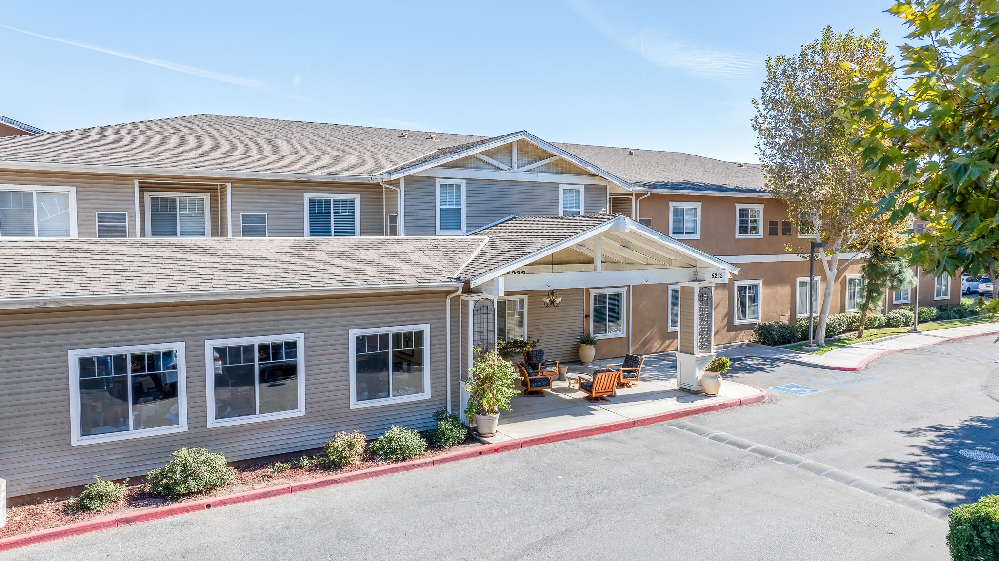 Discovery Commons Raincross